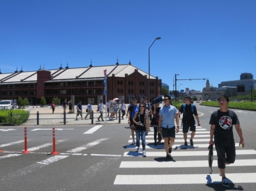 第7回 サイエンス・サマープログラム　1日目（4）横浜・みなとみらい21エリアにて
